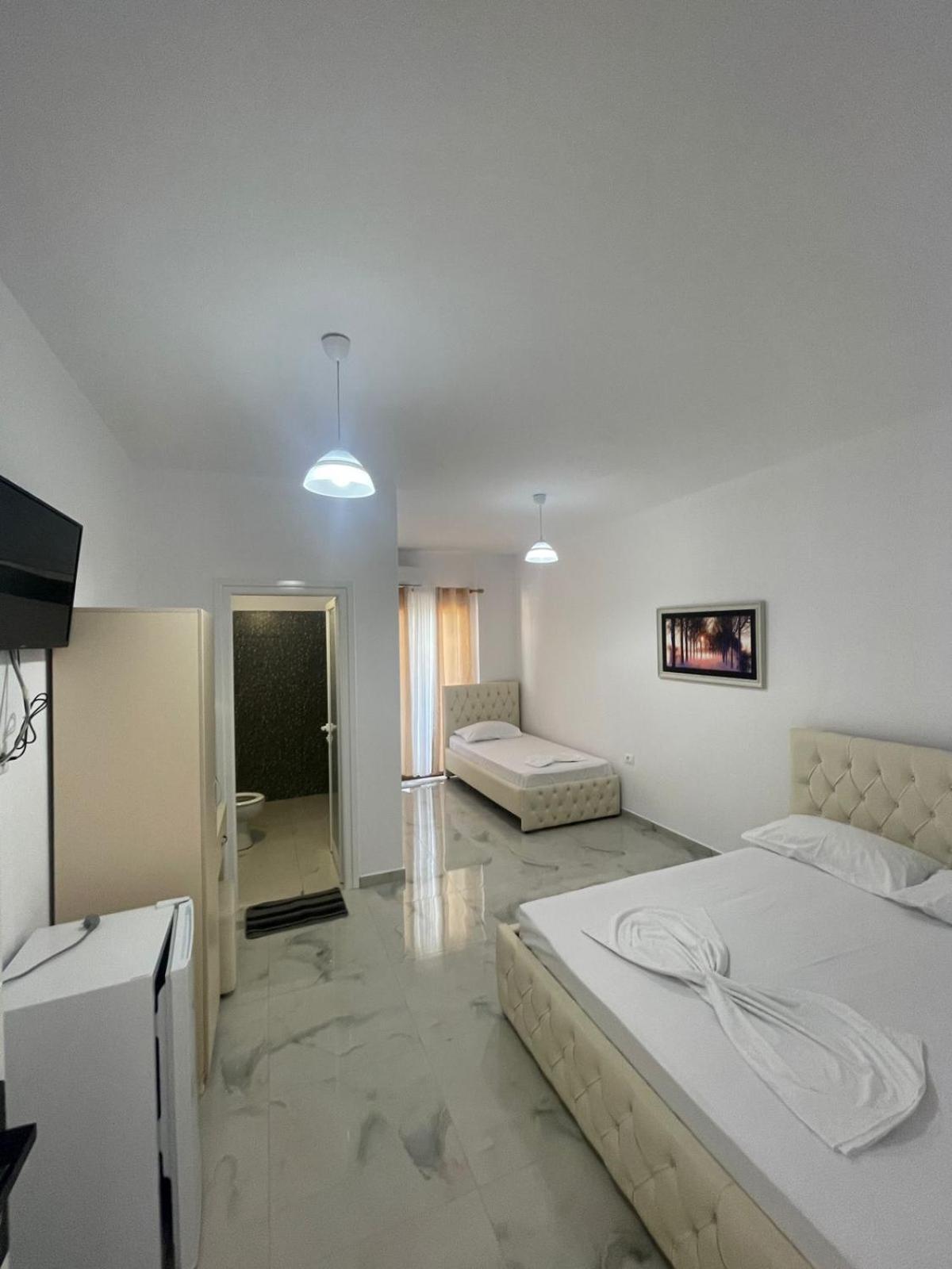 Vila Hergi Sarande Exterior photo